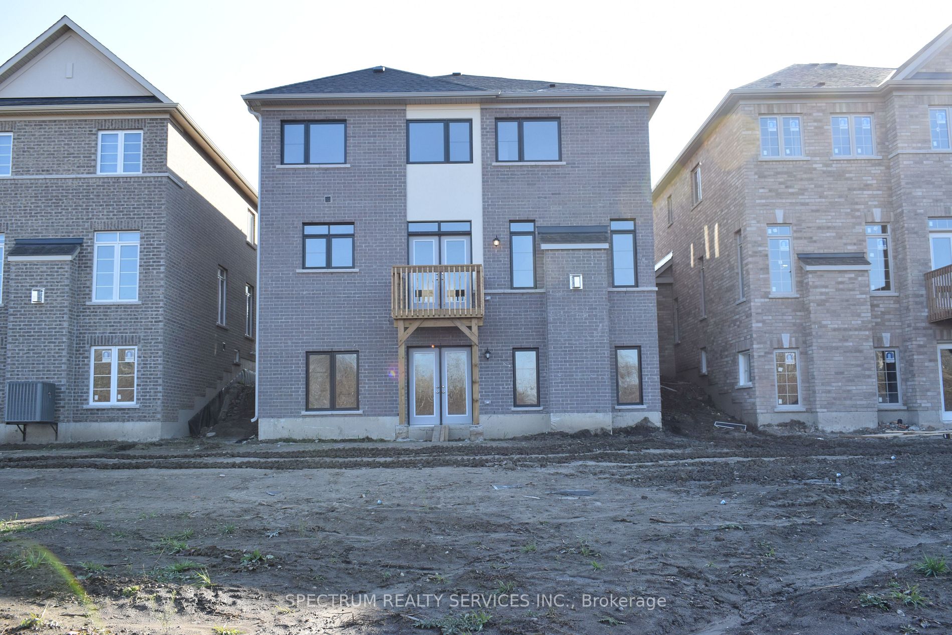 146 Jonkman Blvd