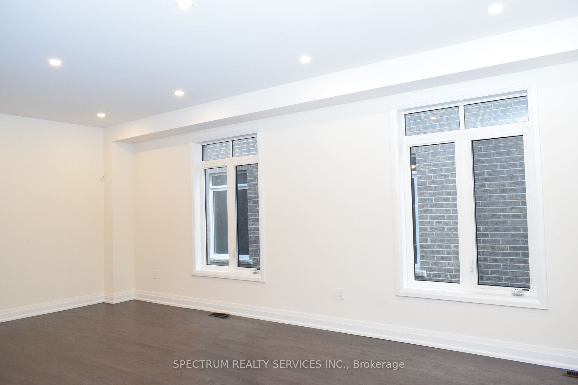 146 Jonkman Blvd