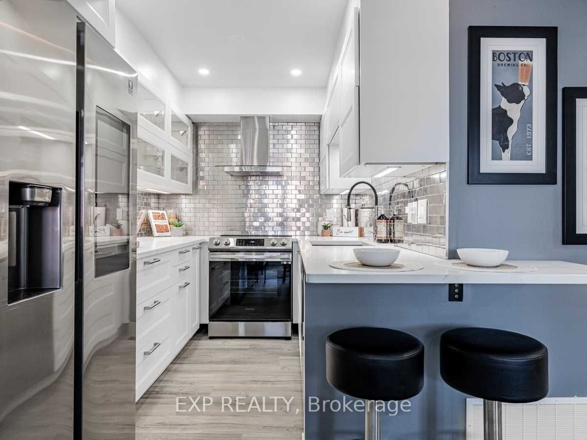 75 Weldrick Rd E, #414