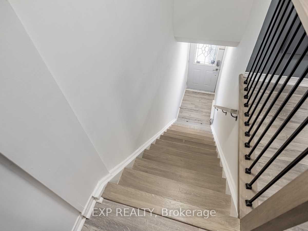75 Weldrick Rd E, #414