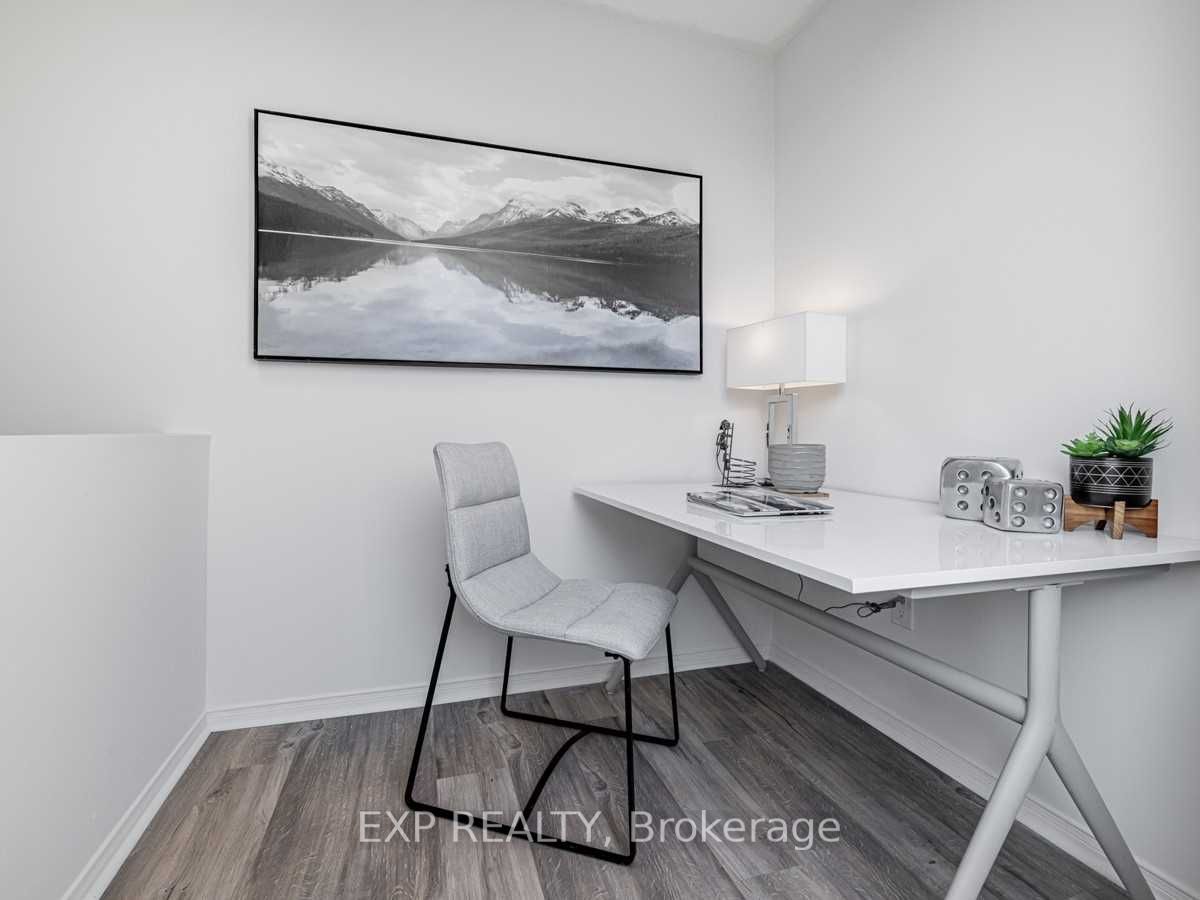 75 Weldrick Rd E, #414