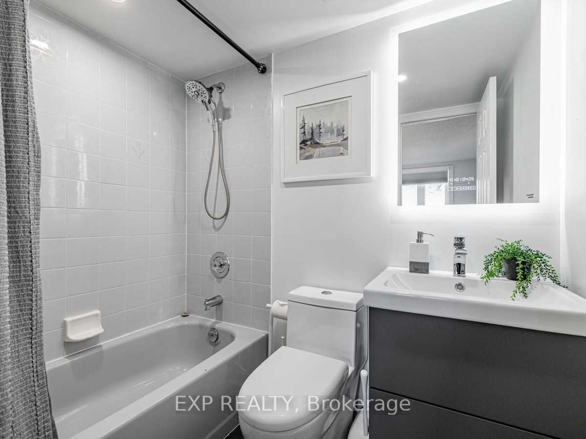 75 Weldrick Rd E, #414