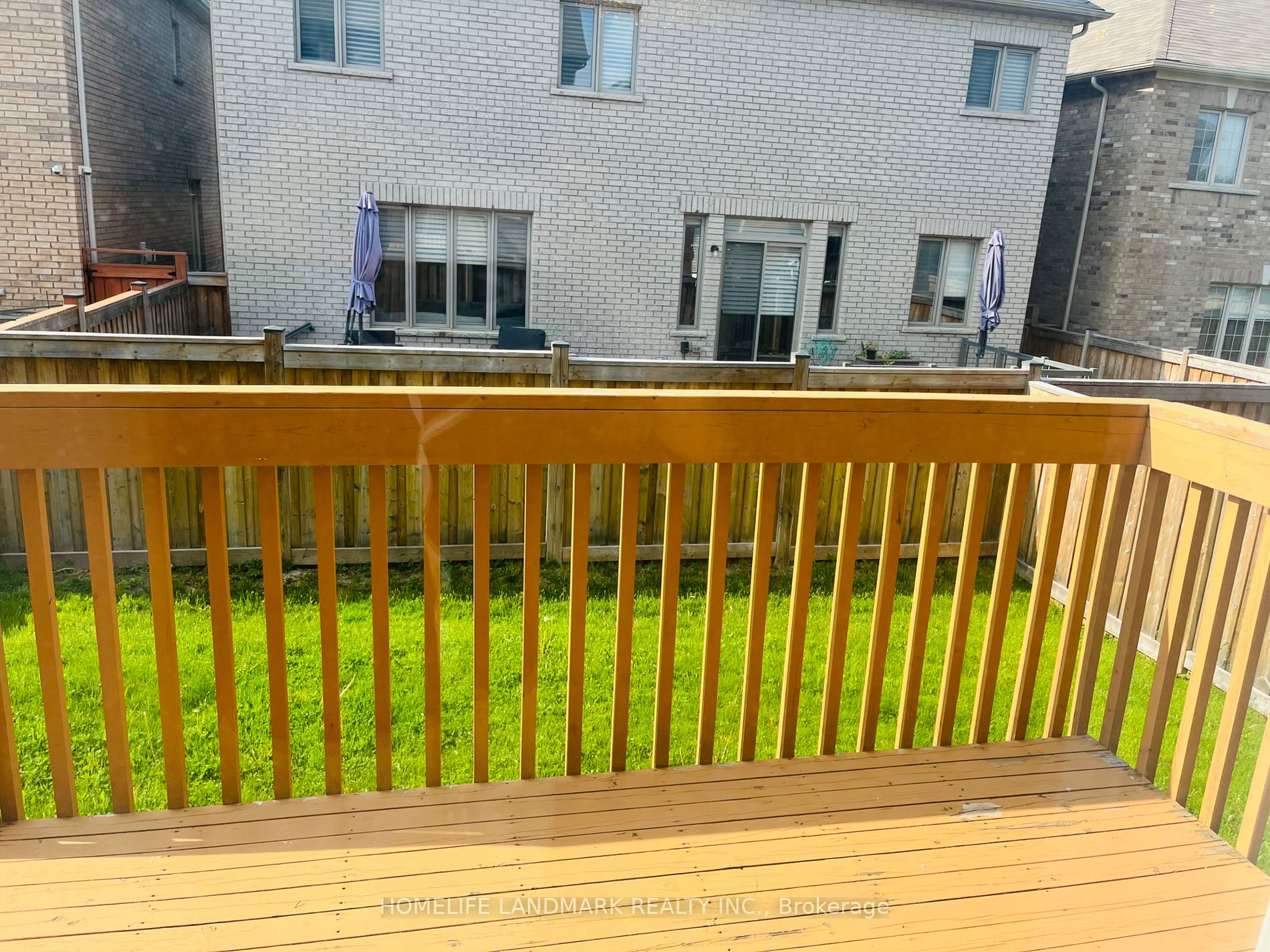 1205 Blencowe Cres