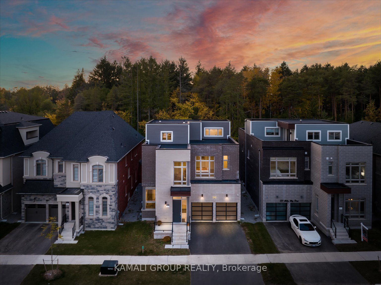 121 Milky Way Dr