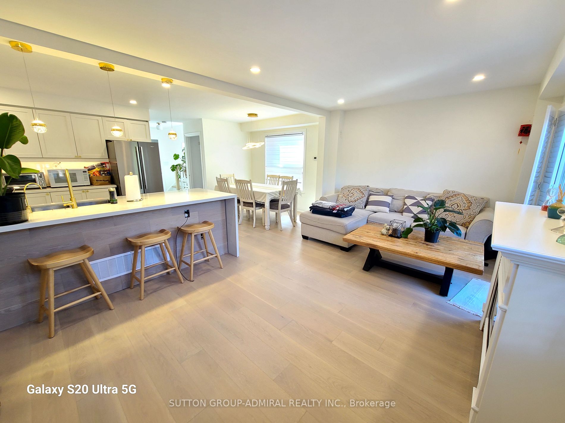 20 Cape Breton Crt
