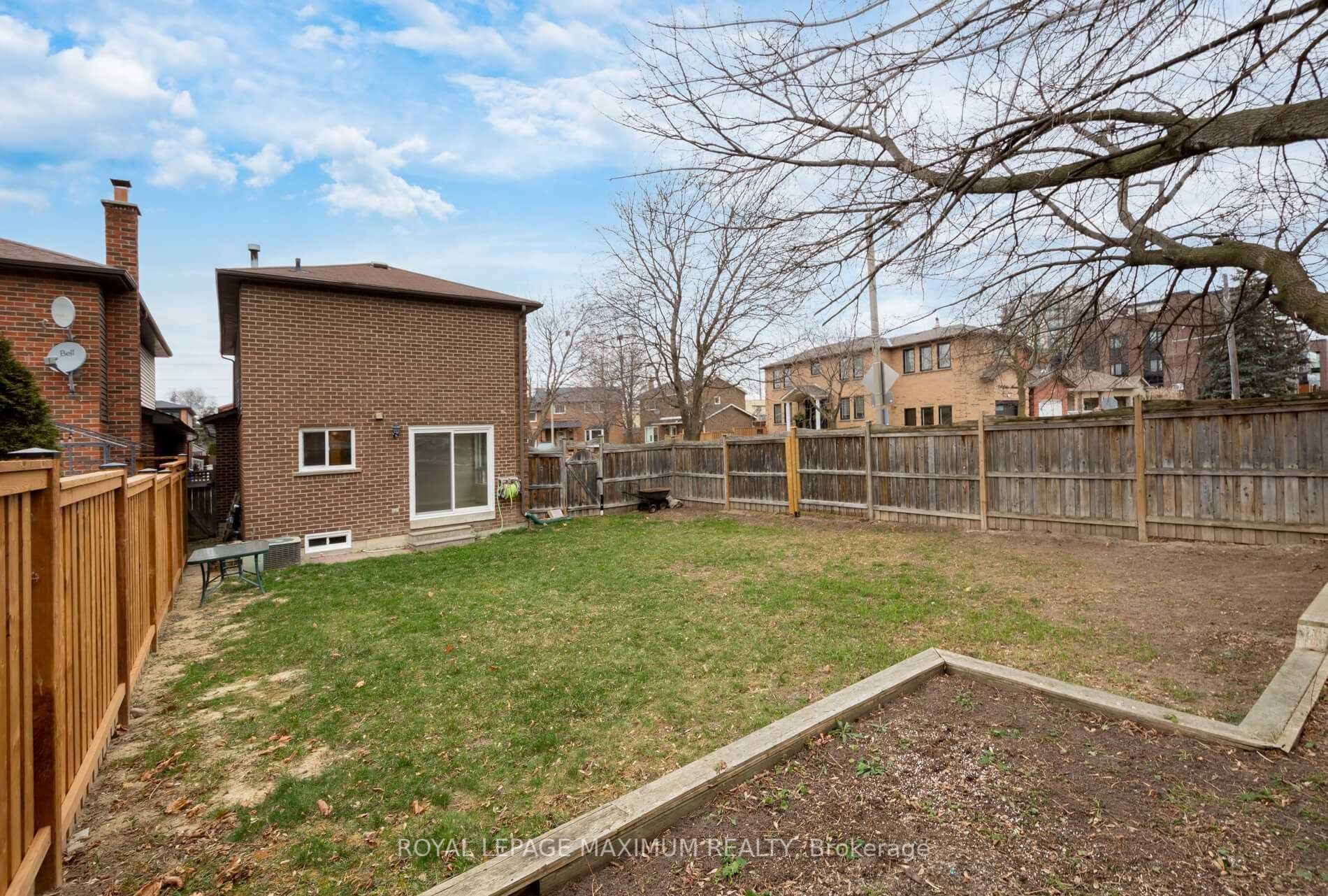 97 Coles Ave