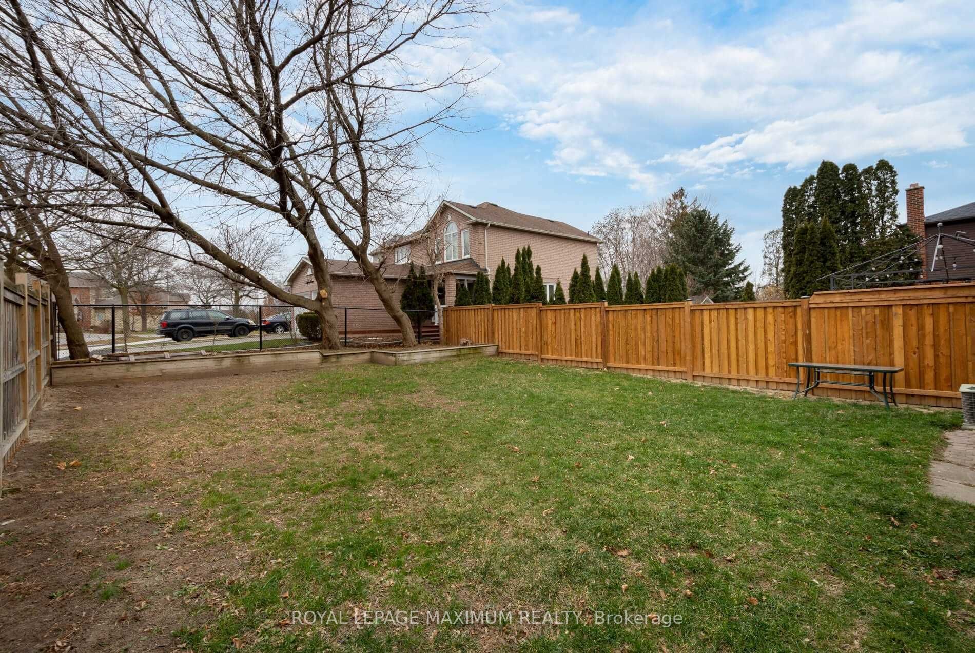 97 Coles Ave