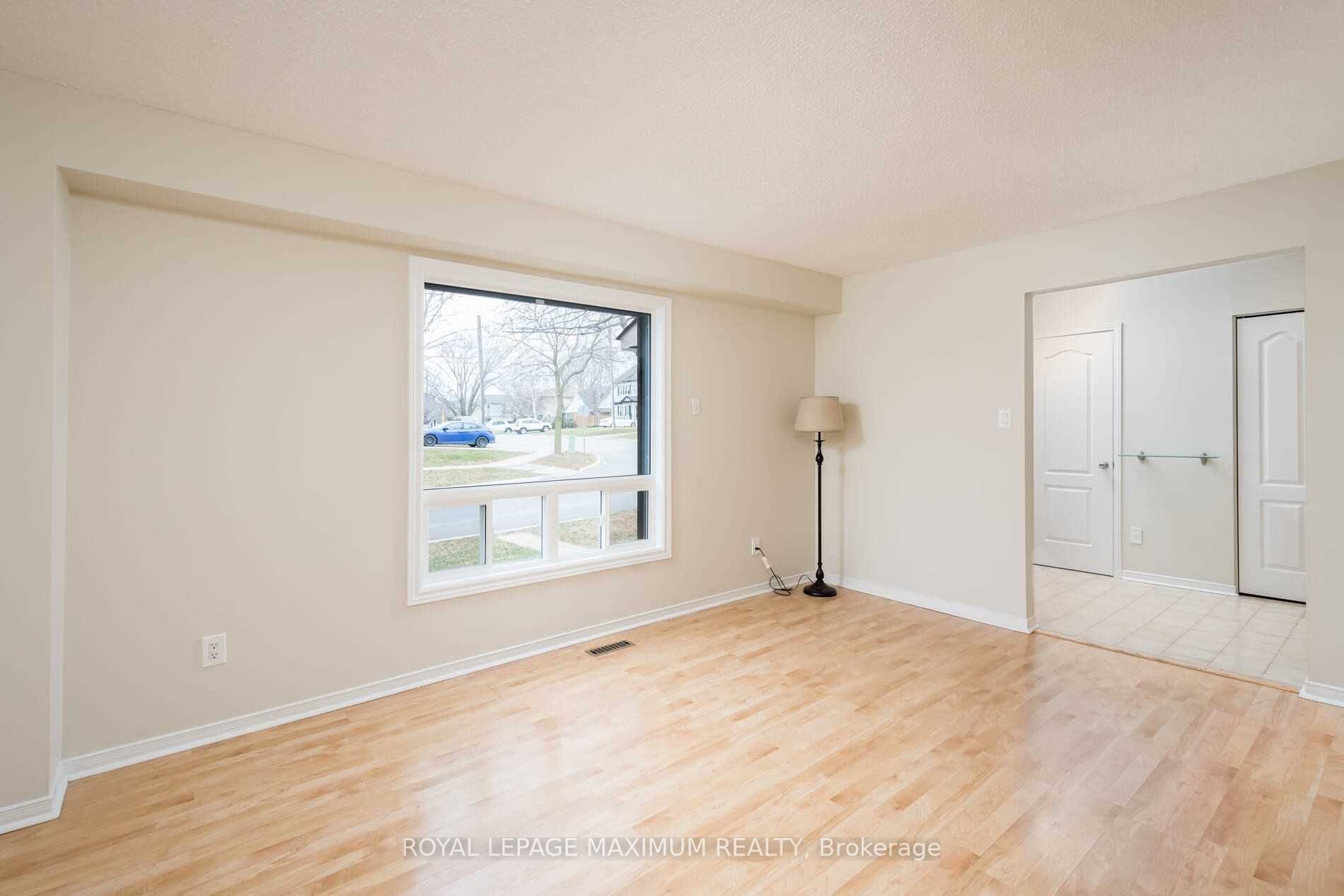 97 Coles Ave