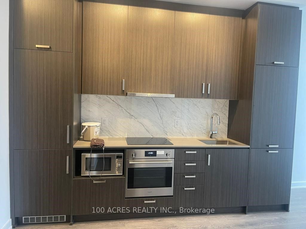 60 Honeycrisp Cres, #1612