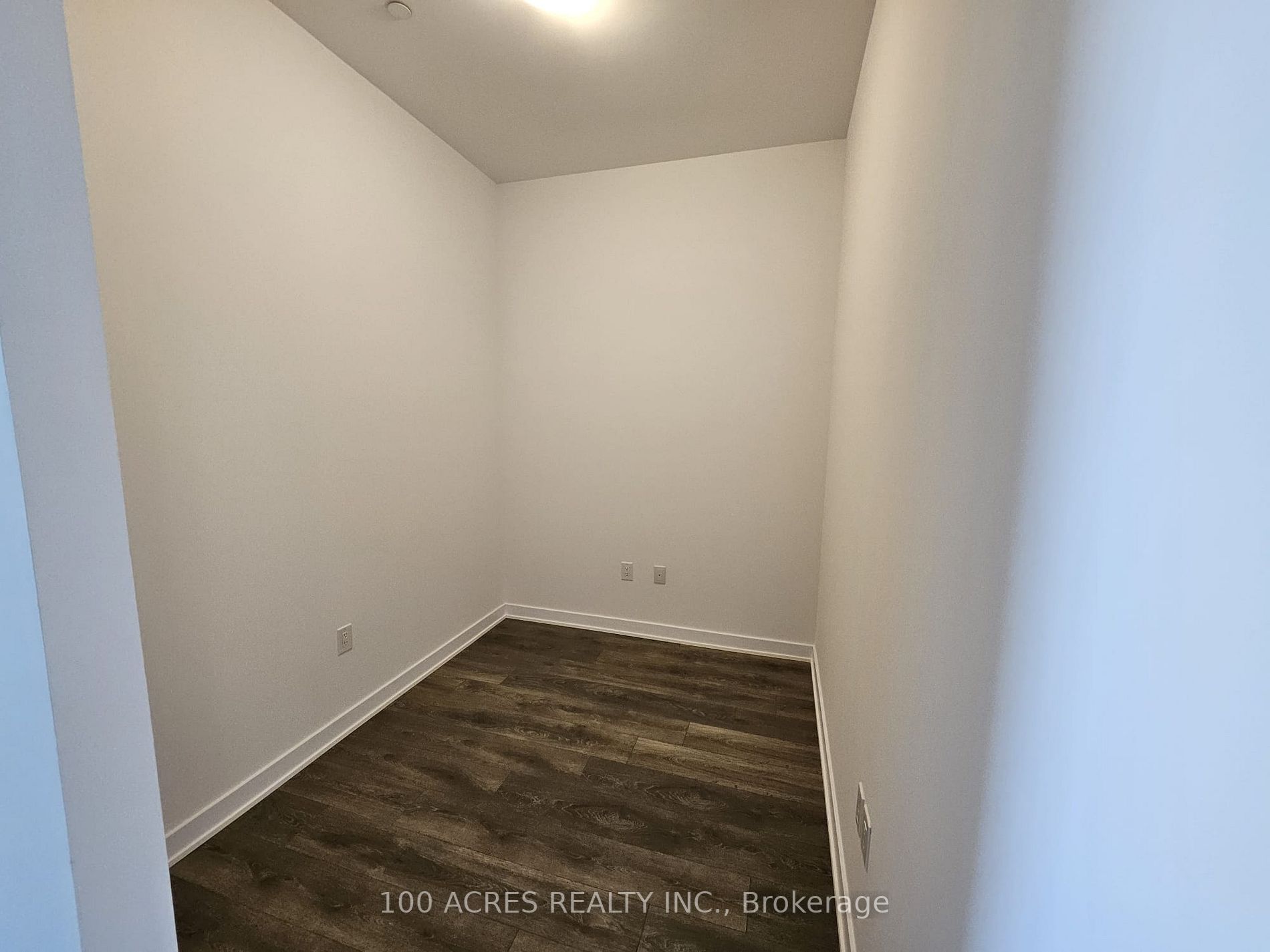 60 Honeycrisp Cres, #1612