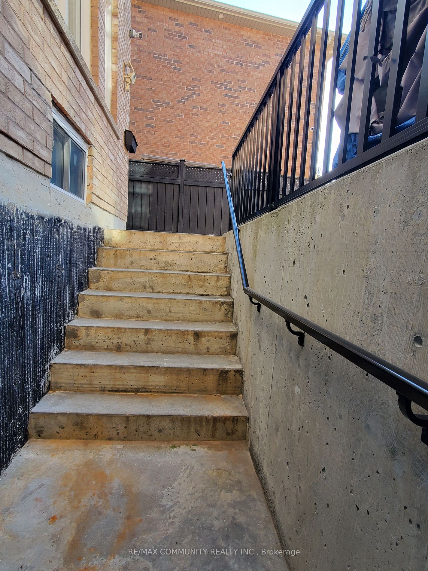 4 Peace Walk Rd, #Bsmt