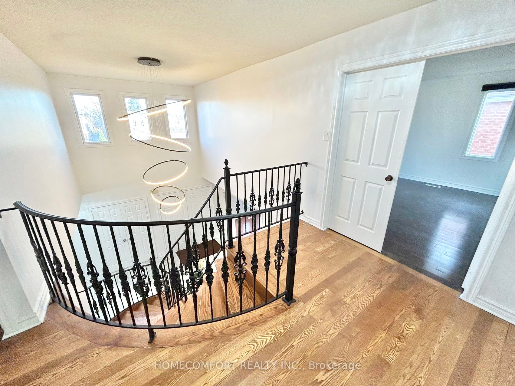 28 Coppard Ave, #Upper