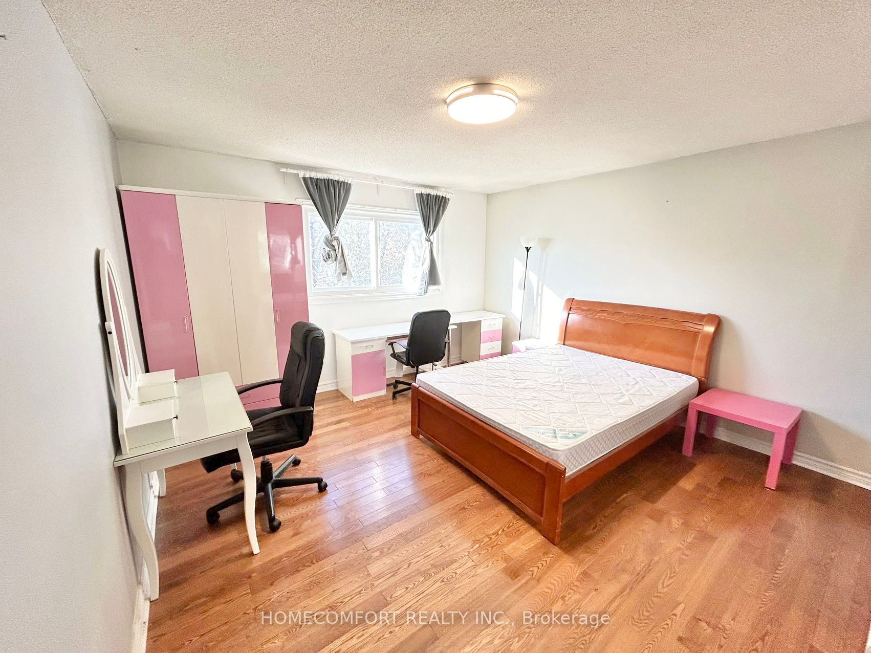 28 Coppard Ave, #Upper