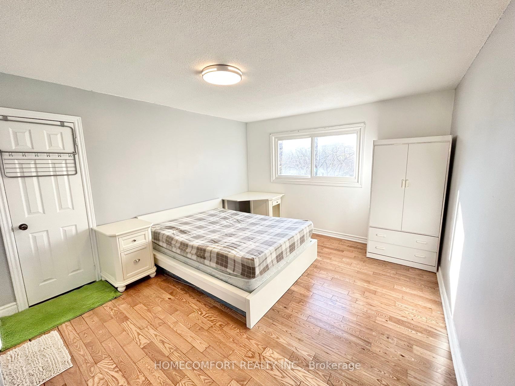 28 Coppard Ave, #Upper