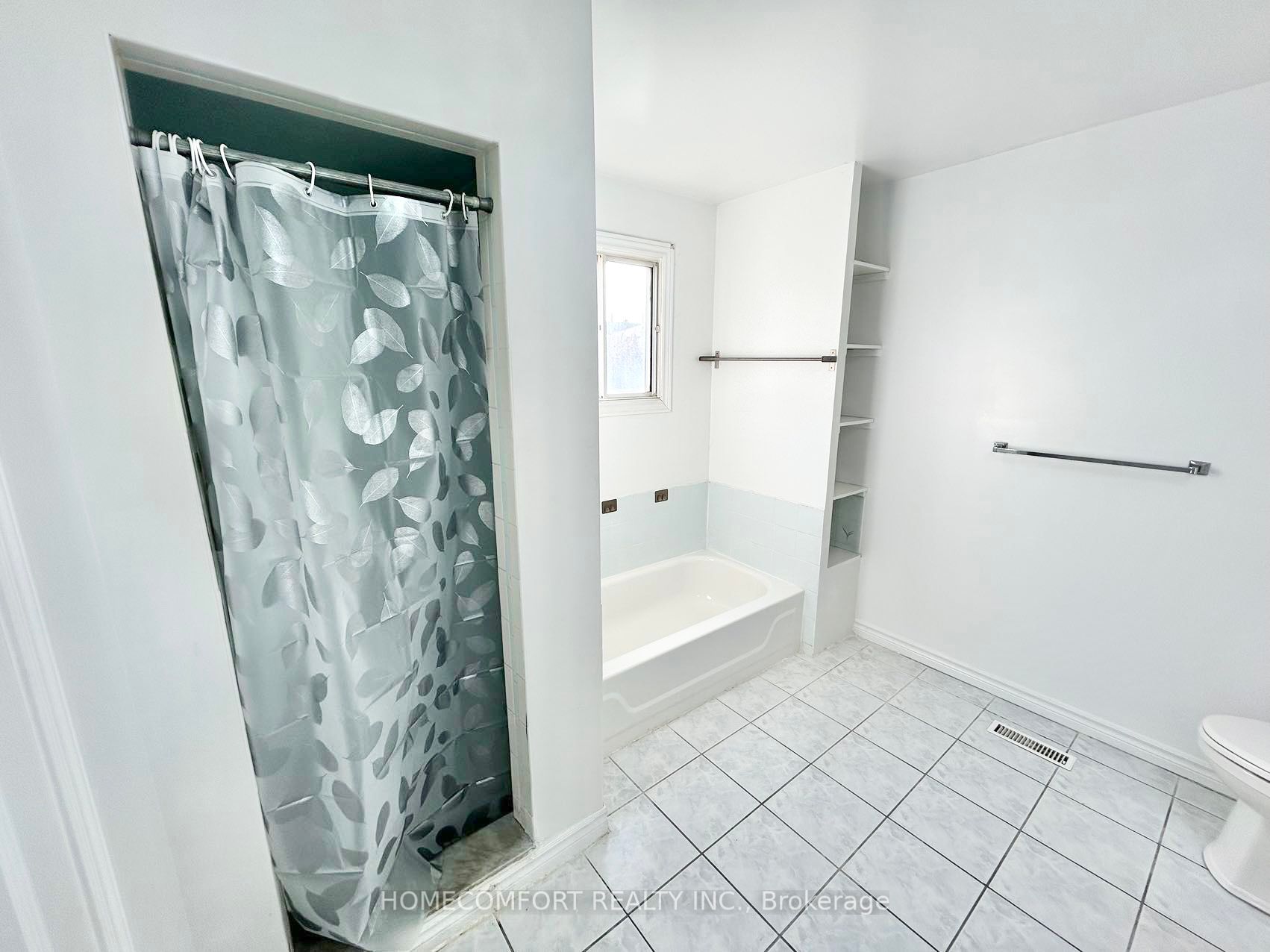 28 Coppard Ave, #Upper