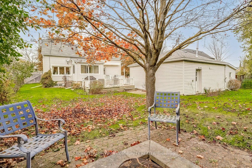 312 Andrew St