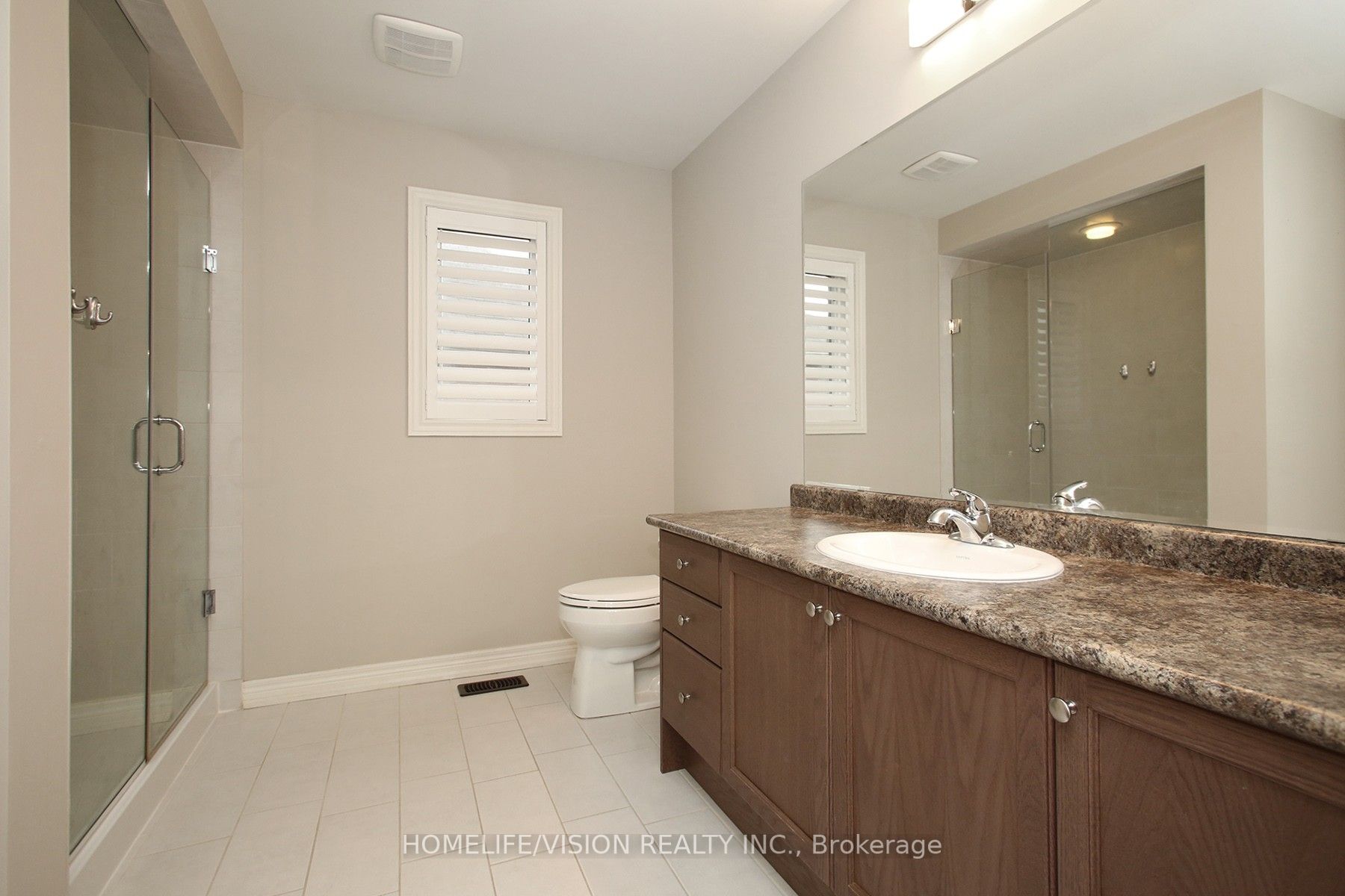 1298 Mccron Cres