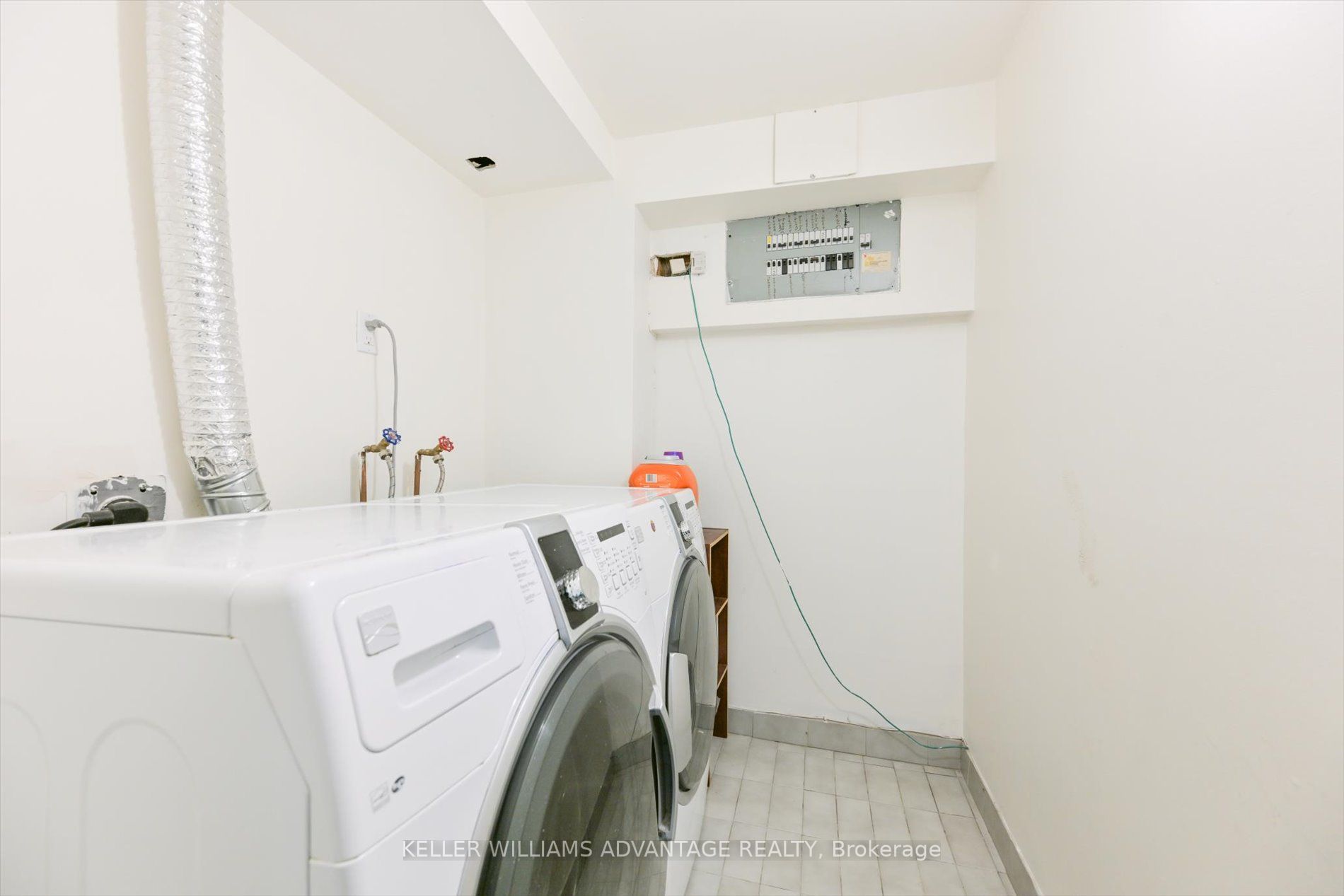 123 Glen Cres