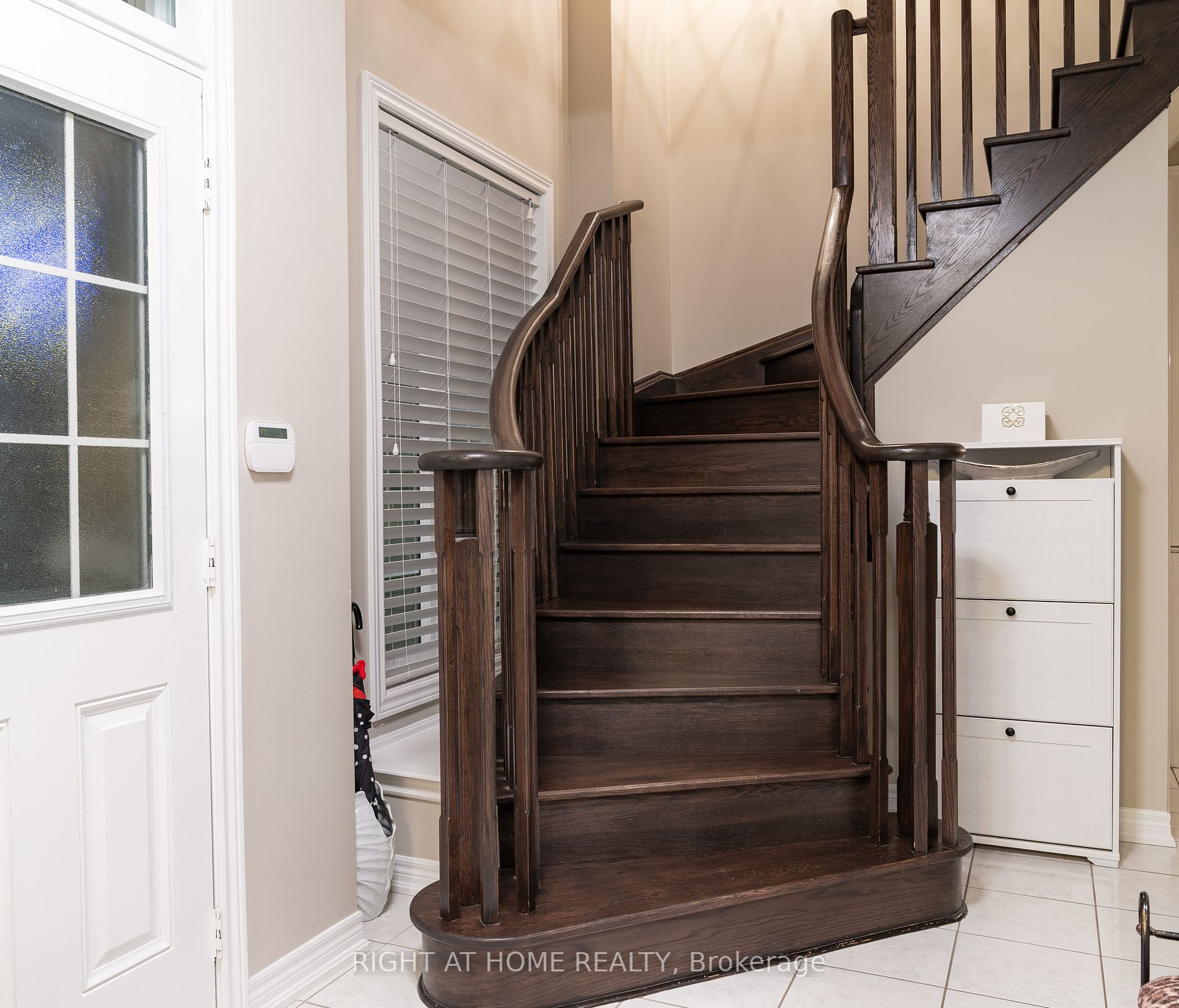 152 Pelee Ave