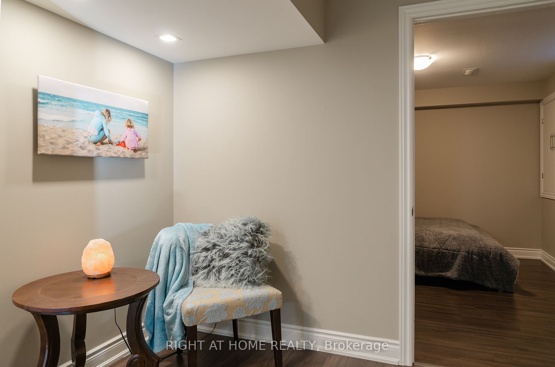 152 Pelee Ave