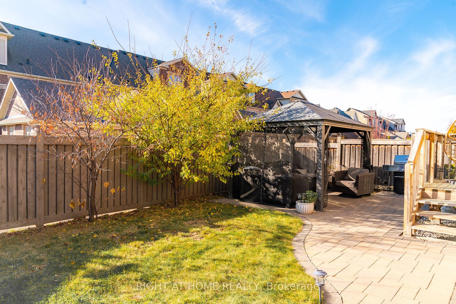 152 Pelee Ave