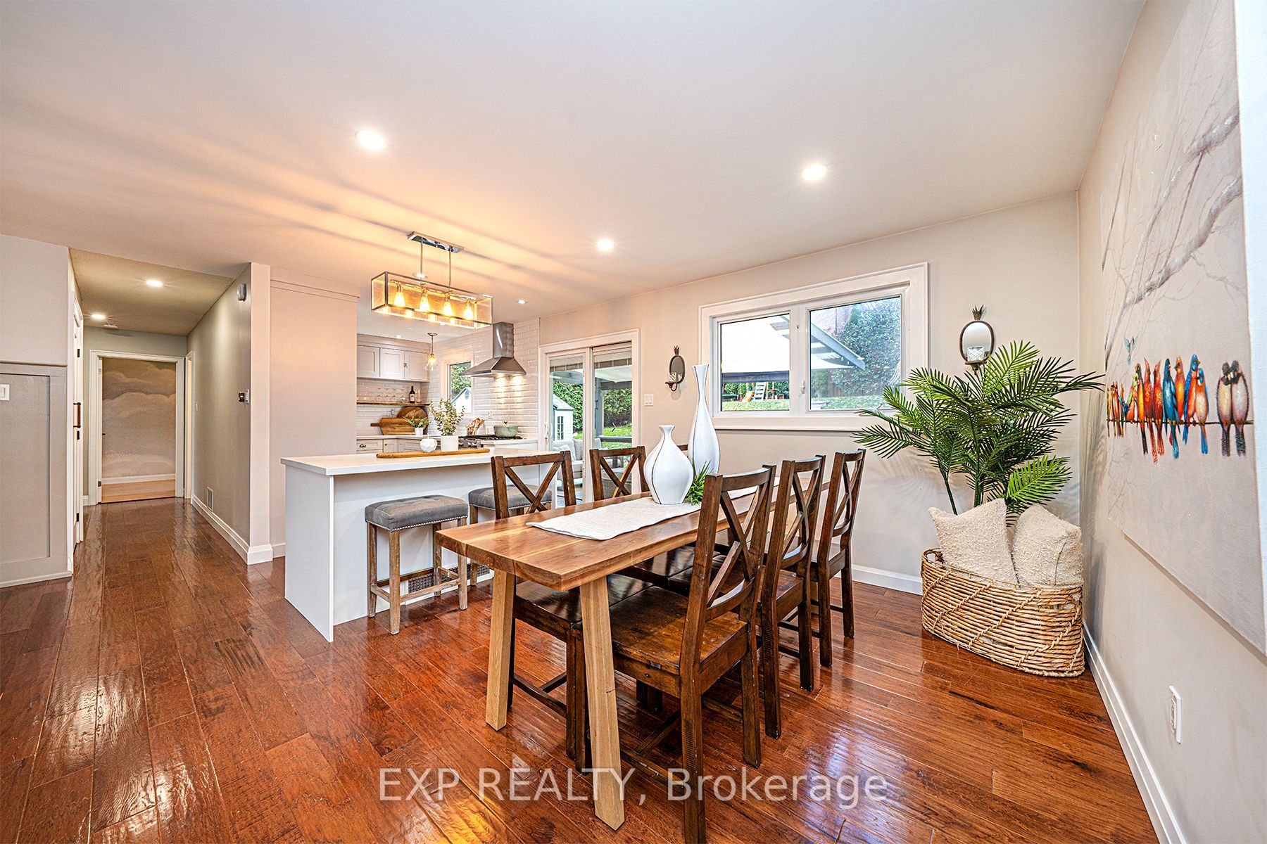 140 Valleyview Cres