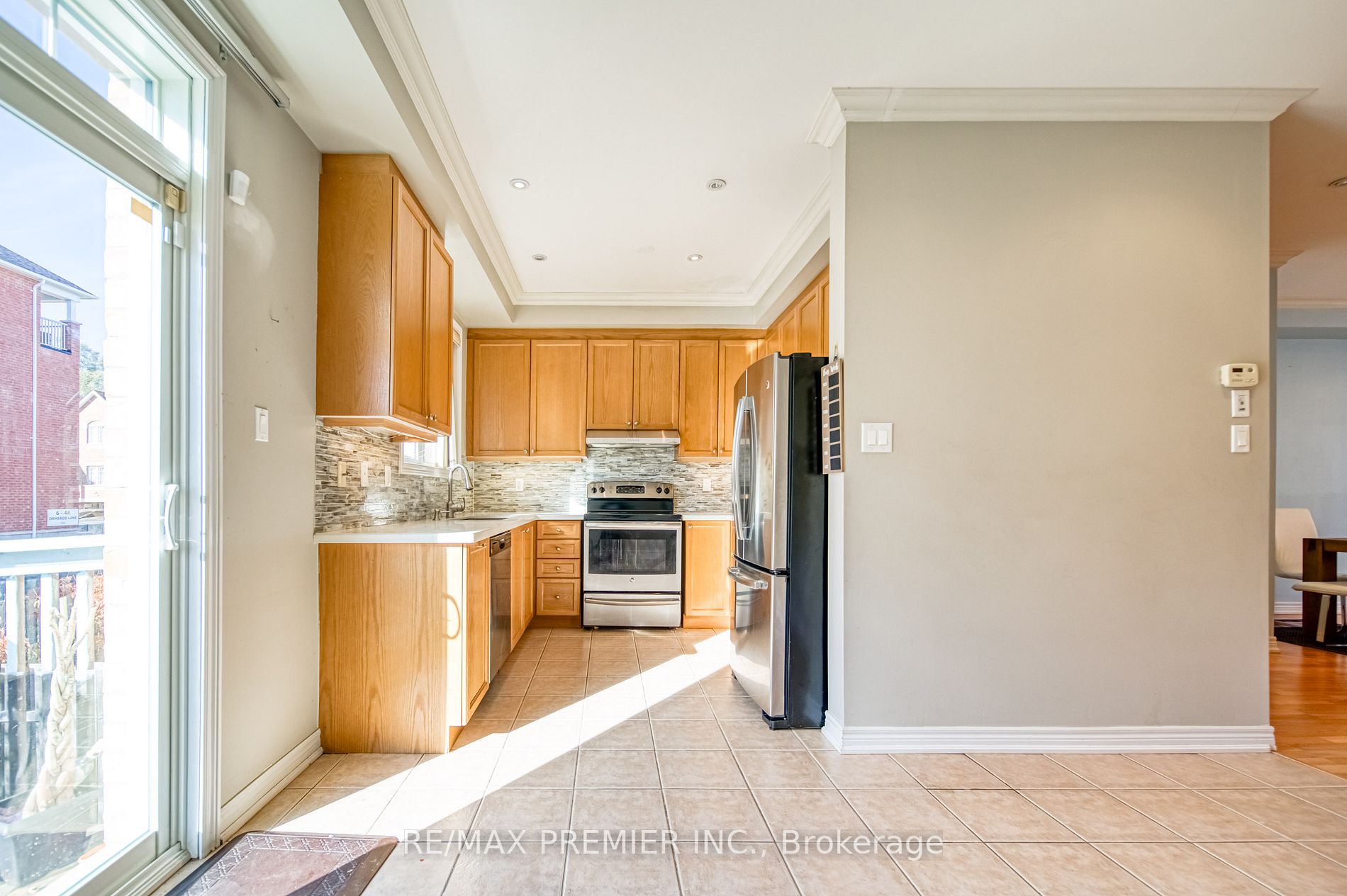 151 Silverwood Ave, #8