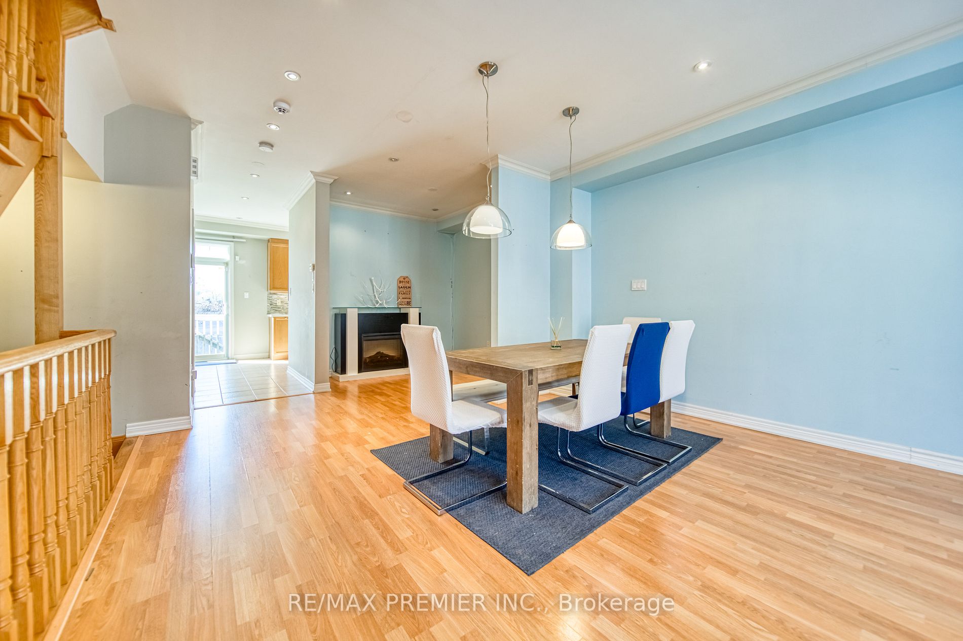151 Silverwood Ave, #8