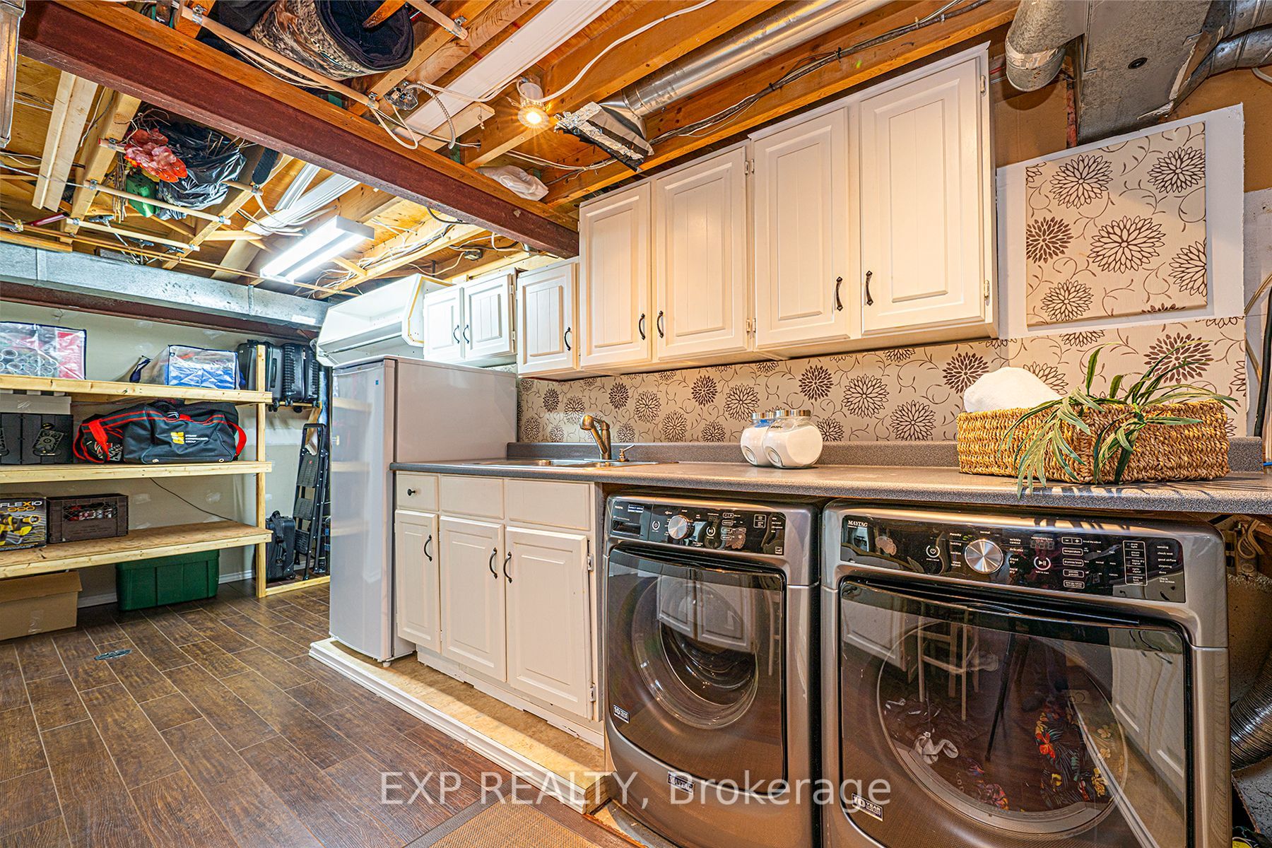 96 Rutledge Ave