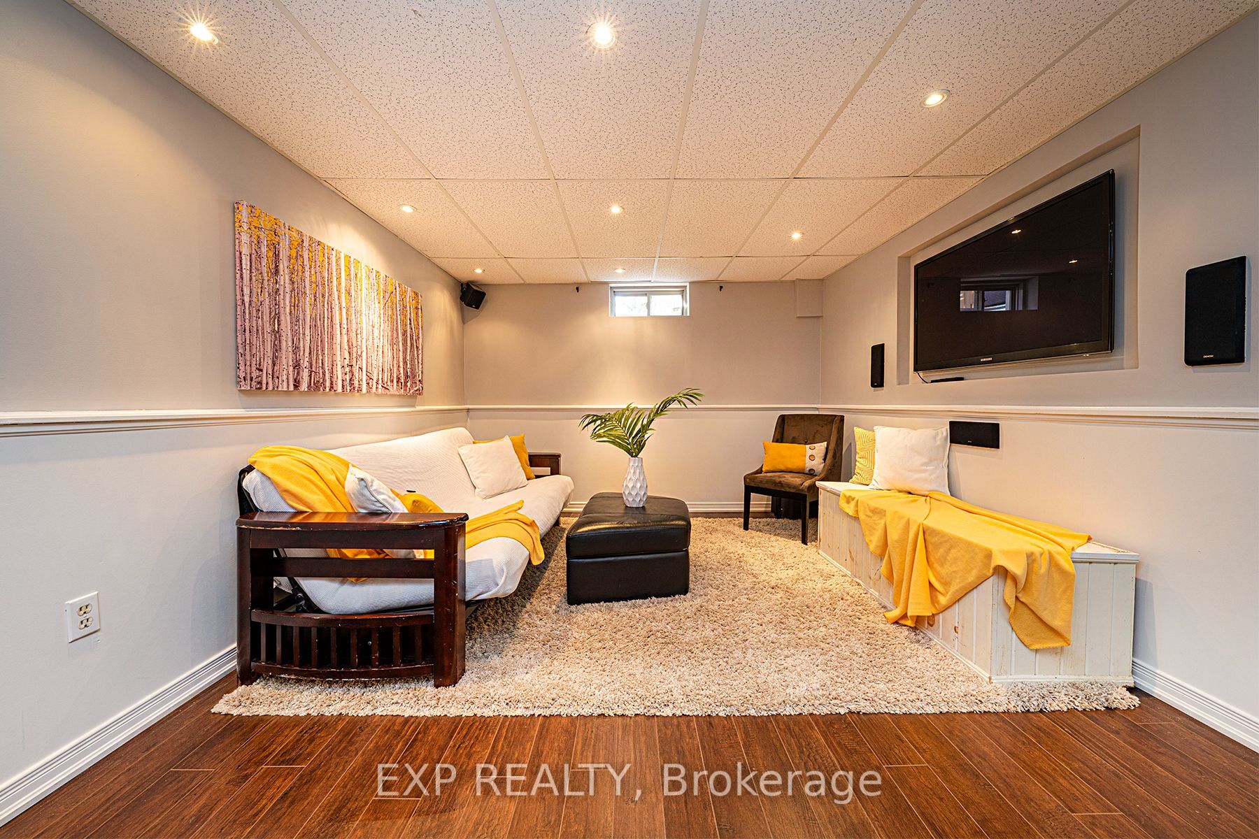 96 Rutledge Ave