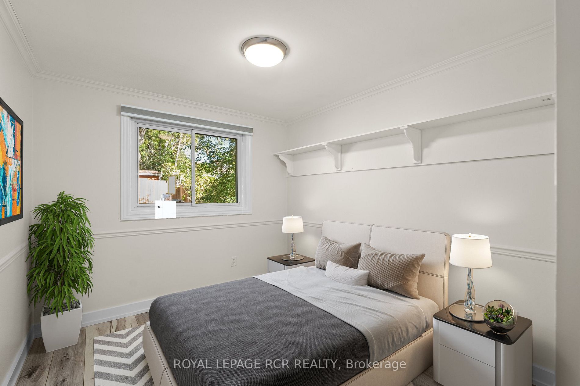 325 Amelia St
