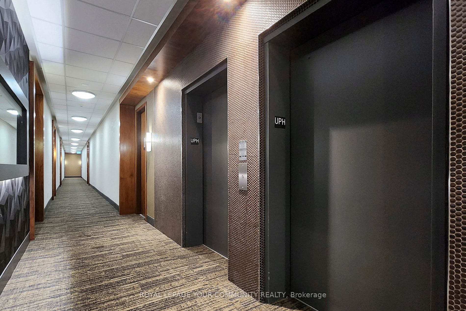39 Galleria Pkwy, #Uph2