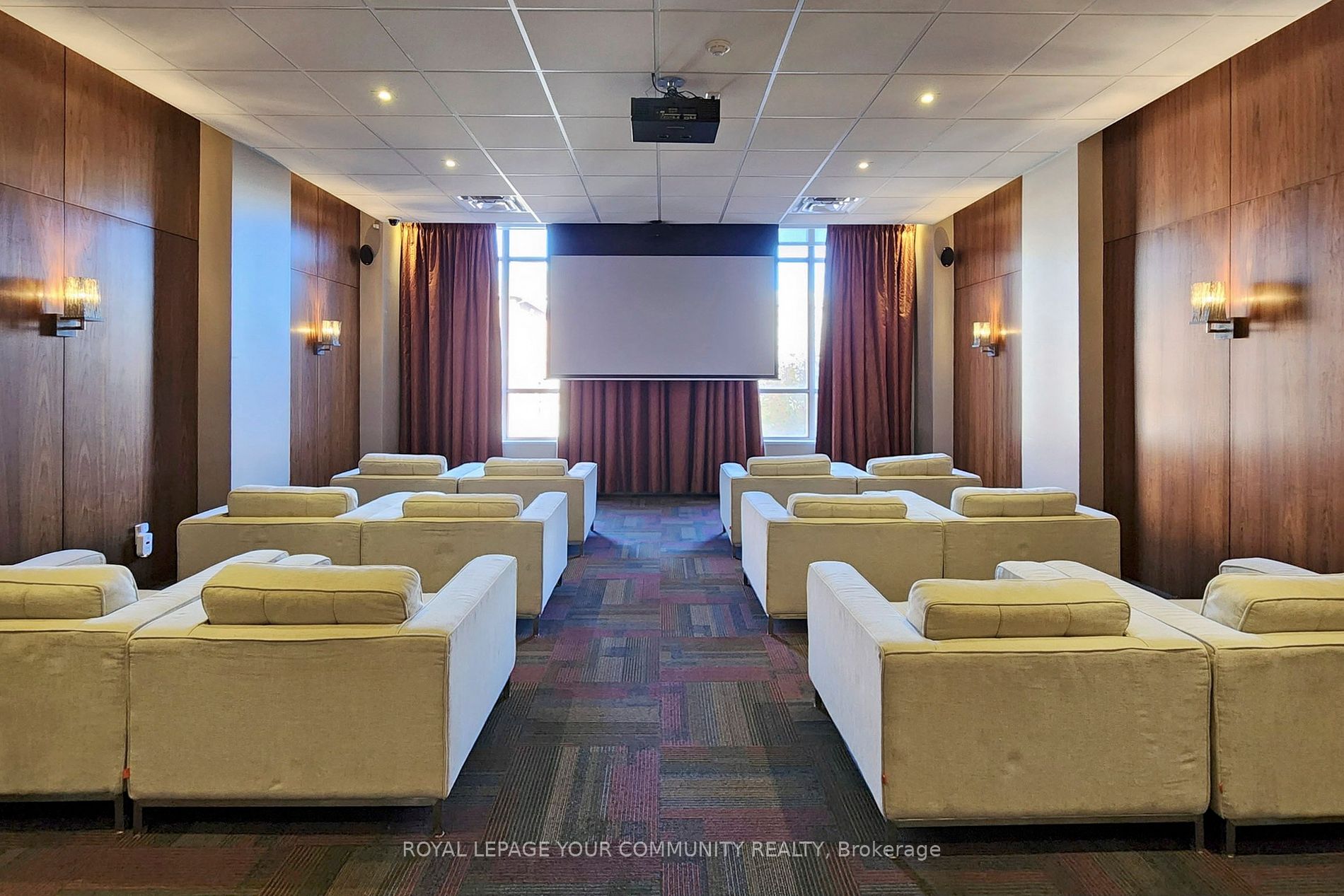 39 Galleria Pkwy, #Uph2