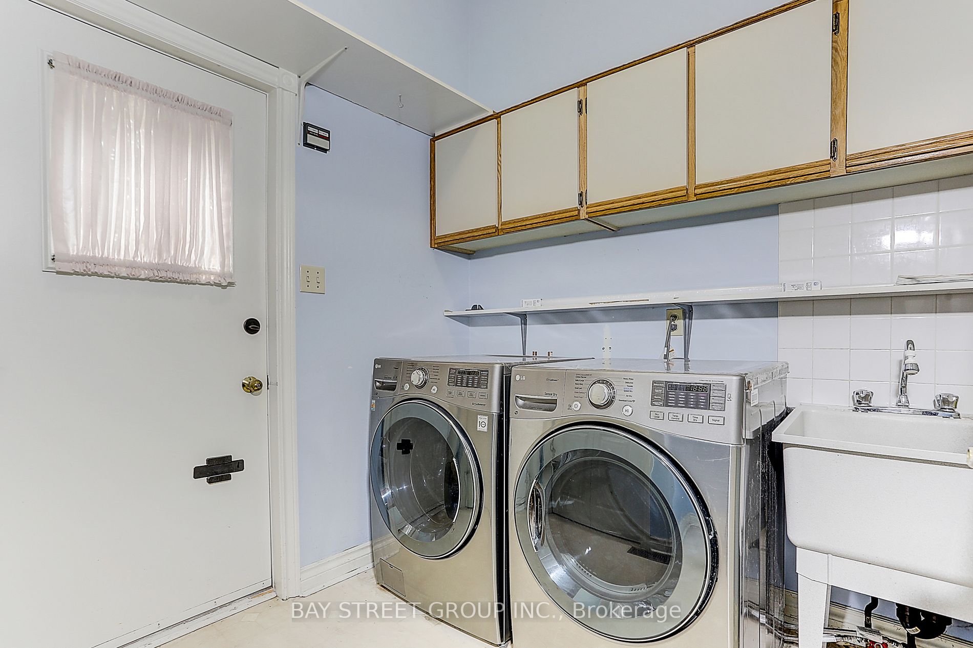 275 Elgin Mills Rd W