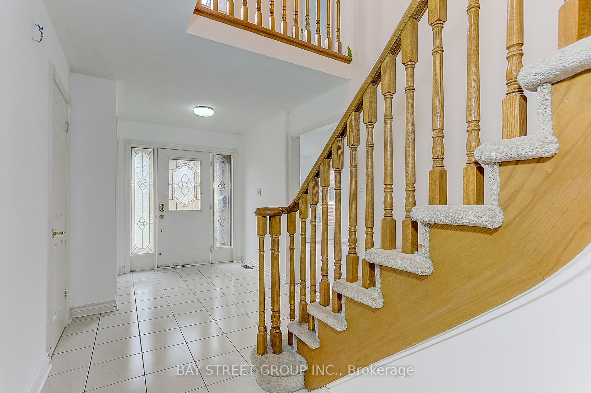 275 Elgin Mills Rd W
