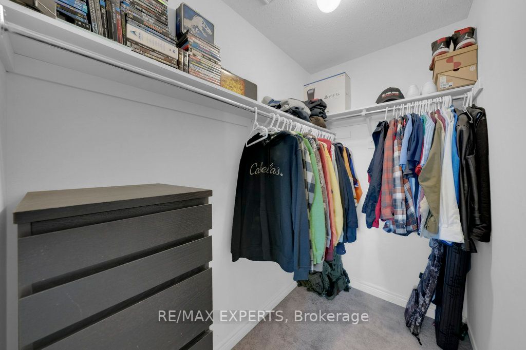 98 Gallagher Cres
