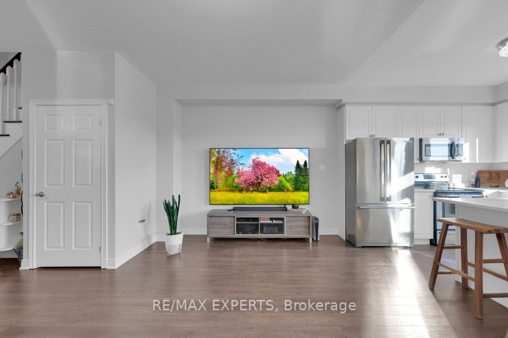 98 Gallagher Cres