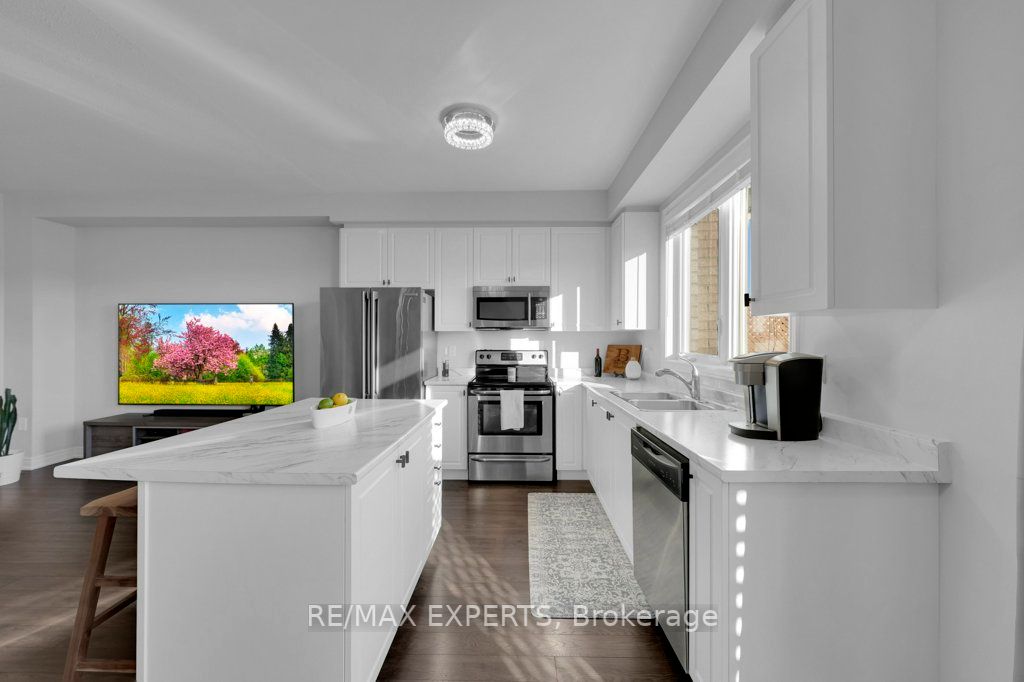 98 Gallagher Cres