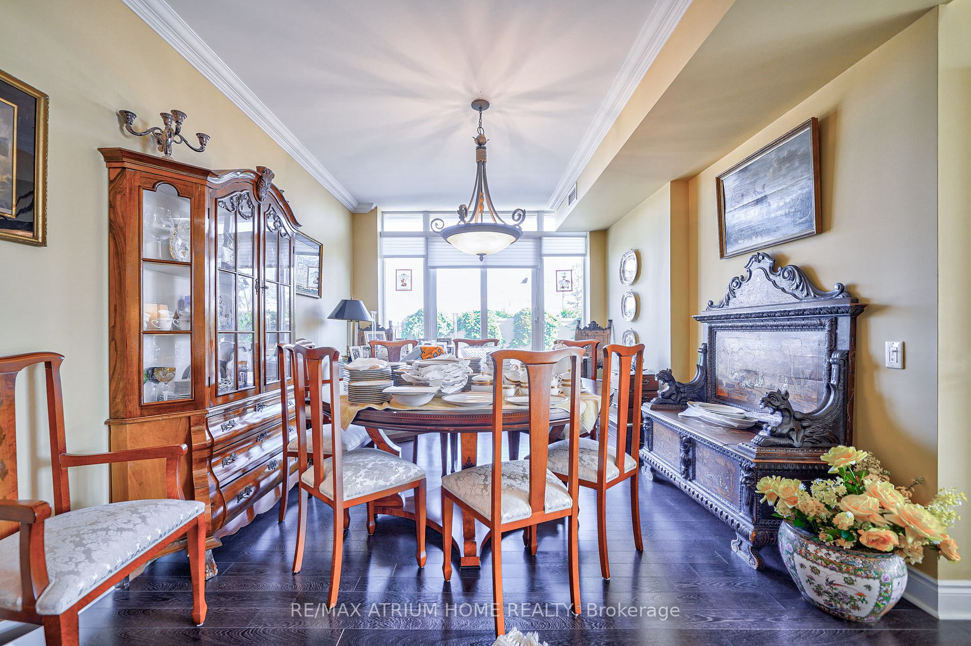 10101 Yonge St, #217