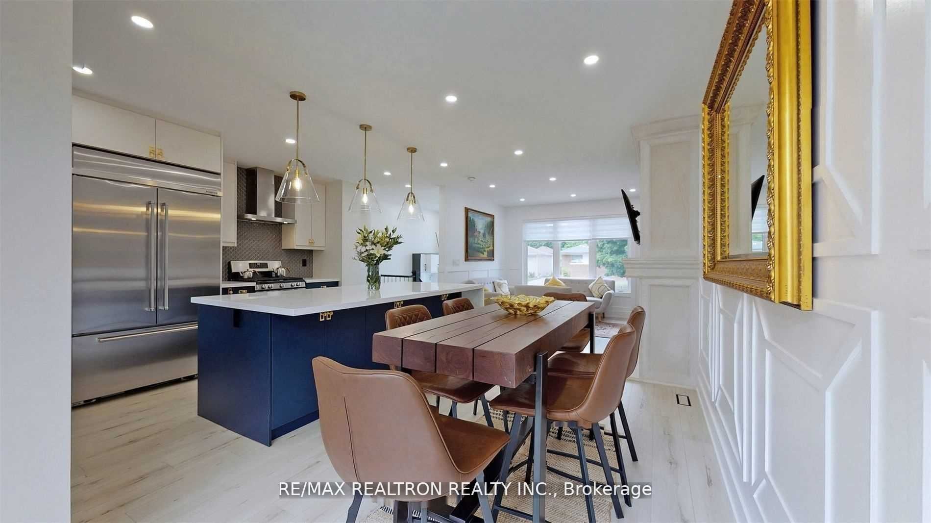111 Evahill Cres