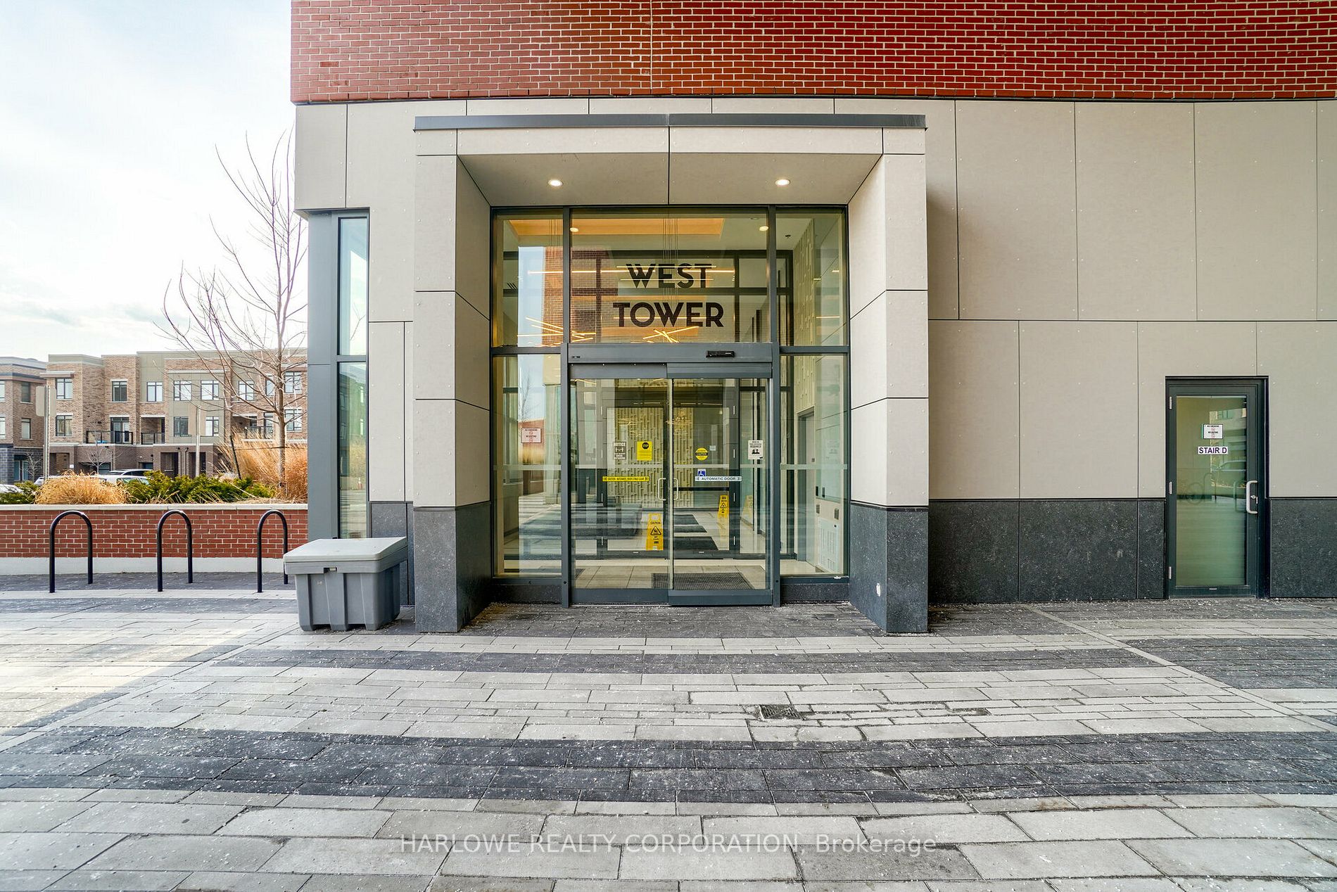 99 Eagle Rock Way, #827