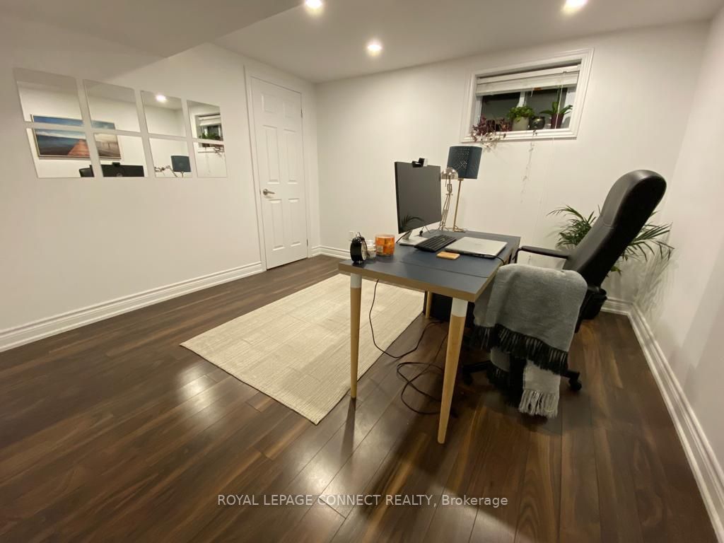 43 Tomlin Cres