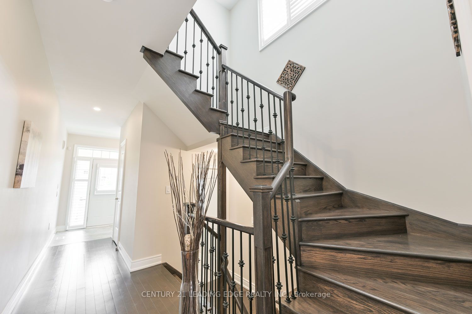235 Walter English Dr