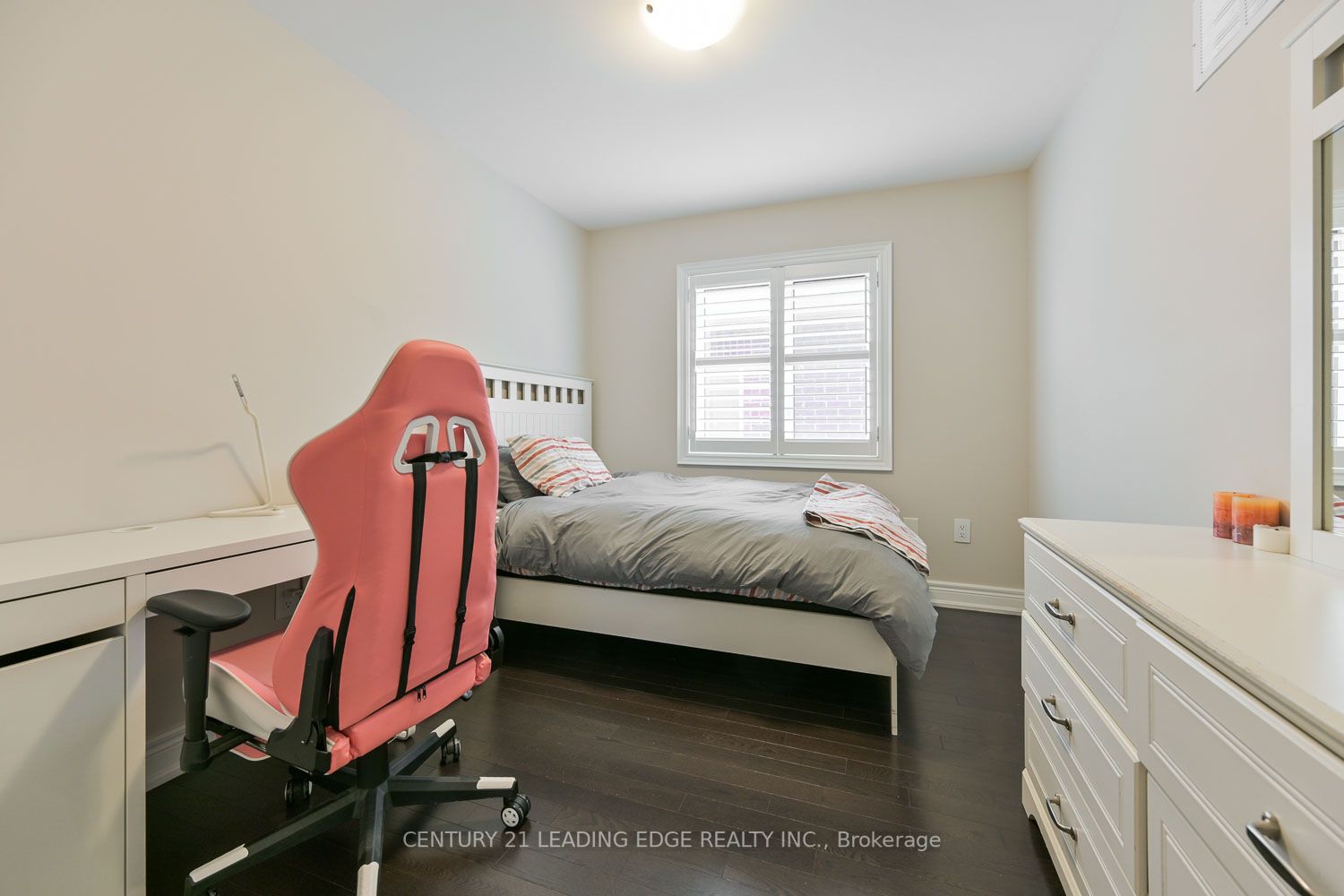 235 Walter English Dr