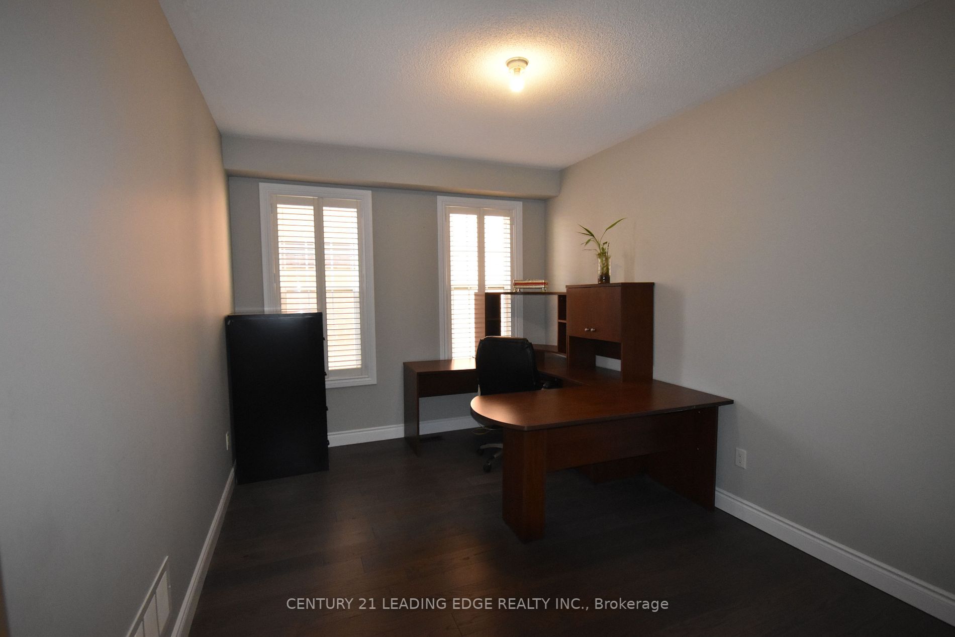 53 Charity Cres