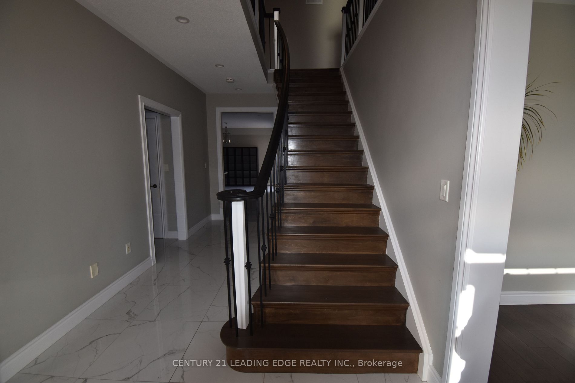 53 Charity Cres