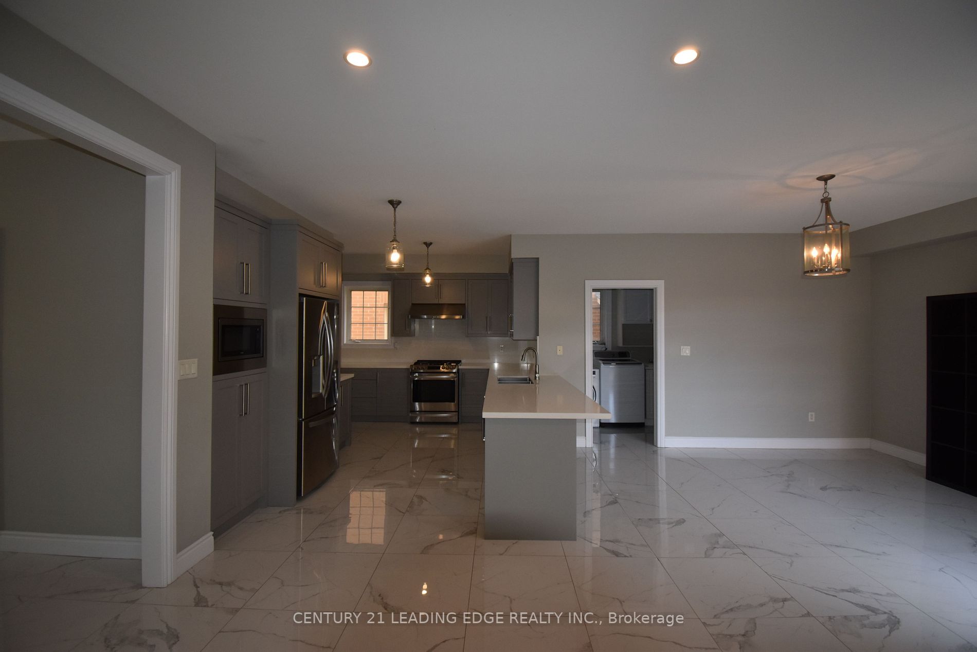 53 Charity Cres