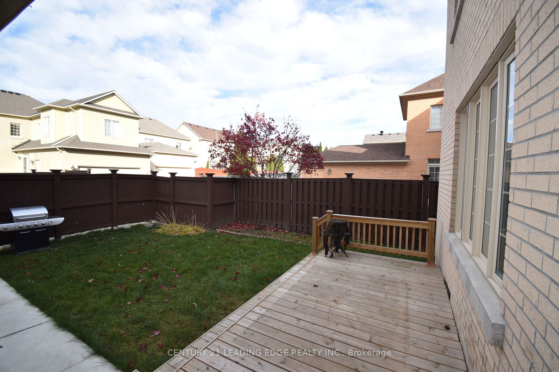 53 Charity Cres