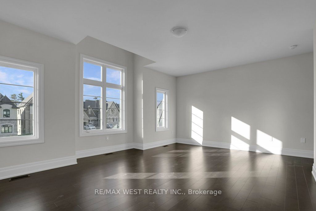 59 Enclave Crt