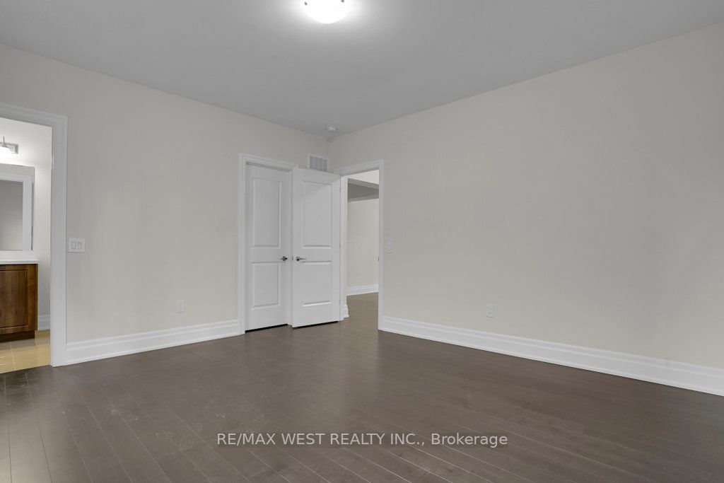 59 Enclave Crt